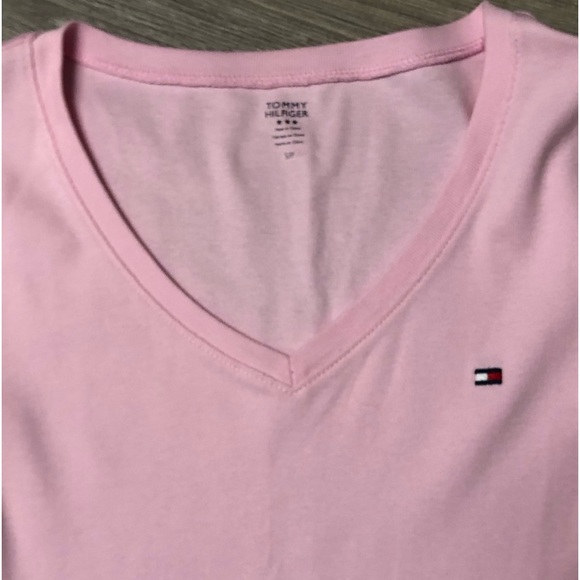 Tommy Hilfiger Women's V-Neck Top - Picture 2 of 5